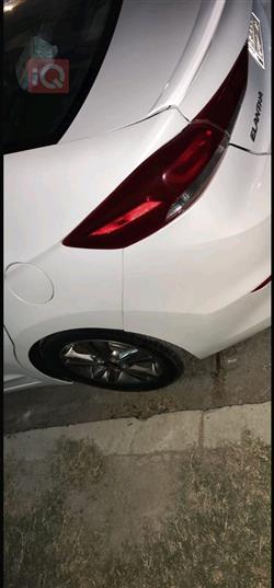 هیۆندای ئەلەنترا